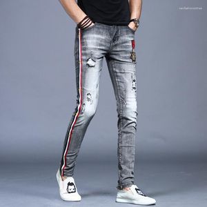 Männer Jeans Großhandel 2023 Mode Loch Stickerei Blume Marke Sommer Dünne Schlanke Füße Koreanische Trend Casual Lange Hosen