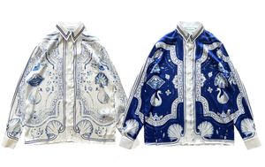 Camicia abbottonata Casablanca camicia stampata cigno in porcellana blu e bianca sottile piccola camicia a maniche lunghe casual ruffian individuale per uomo e donna