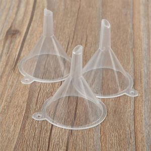 Plastic Funnel Mini Small Funnels For Perfume Liquid Essential oil filling empty bottle Packing Tool Bevel Flat 2 styles Home Use280b
