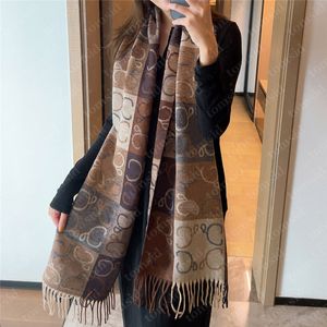 Sciarpa di design calda per le donne Sciarpe di lusso in cashmere Moda uomo Pashmina di lana classica Scialle geometrico pieno Sciarpe lunghe invernali