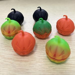 Contenitori per cera da fumo in silicone a forma di zucca con teschio in vaso da 3 ml Scatola riutilizzabile Contenitore in silicone porta utensili dab Colore misto