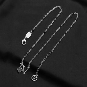 Silver Necklace Designer Never Fading Luxury Brand Designer Pendants Necklaces Stainless Steel Letter Choker Pendant Necklace Beads Chain Jewelry Accessories