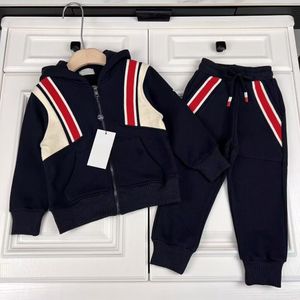 Abbigliamento per bambini Gaoding 23 vestito da esplosione primaverile e autunnale ragazzo bambino moda per il tempo libero maglione con cerniera con cappuccio pantaloni vestito a due pezzi.