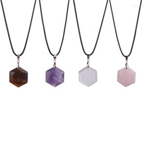 Pendant Necklaces 2023 Crystal Quartz Necklace Leather Chains Natural Purple Pink Coll Christmas Gift