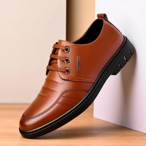 sapatos de couro mens de verão de verão casual de couro britânico de estilo britânico de solo de solo mole