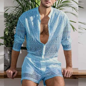 Мужские спортивные костюмы Ropa hombre Двух частей костюмы для мужчин Top Shorts Hollow Out Color Lace Смотрите сквозь наряд для свадебной ночи Мужские лето