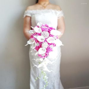 Flores de Casamento 2023 Whitney WB23016 Bouquet de Noiva Rugosa Rosa Com Liga de Calla Branca Pérolas em Cascata Accessori Da Sposa