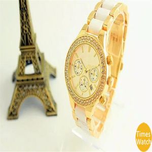 2017 M marka Women Watches z kalendarzem mężczyzn Kobiety stal nierdzewna marka Japan Japan Ruch Dwucie zespół Ladies Dresswatche233h