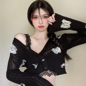 Kvinnors T-skjortor Kvinnor Koreanska sexiga V-ringningsfjärilar Stickade Cardigans Fitness Crop Tops Ladies Summer Thin Longe Solesed Sunscreen Jackets