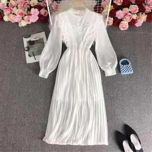 Casual Dresses Ladies Court Style Vintage Lace Patchwork Pleated Chiffon Petite Dress Skater For Women Halter