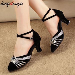 Buty taneczne Profesjonalne buty z tańca łacińskiego Kobieta na wysokim obcasie letnie buty tango taneczne buty kobiety duże rozmiar 33-42 230728