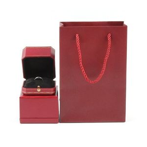 Smyckeslådor Vintage Design Luxury Ring Box Perfekt engagemang Prop Valentine Wedding Present Lagring Box 230728