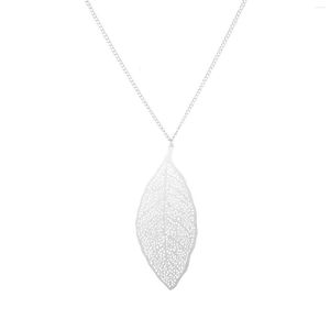 Pendant Necklaces Fashion Silver Color Hollow Leaf Necklace For Women Creative Personality Simple Long Sweater Chain Jewelry