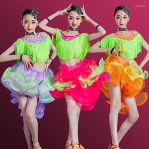 Sahne Giyim Yaz Kızları Çocuklar Latin Dans Elbiseleri Çocuk Sabit Püsküllü Püsküller Modern Balo Salonu Latino Dans İçin