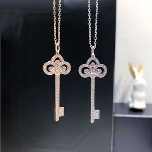 Designer's Brand Iris Flower Key Necklace 925 Sterling Silver Plated 18k Gold Pedigree Home Set with Full Diamond High Edition Pendant Collar Chain