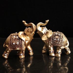 Objetos decorativos Estatuetas 2 pçs Feng Shui resina elefante Lucky Golden Estatueta Riqueza Estatueta Artesanato Enfeites de sala de estar 230728