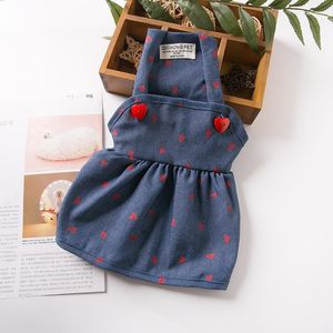 Vestuário para cães, roupas para animais de estimação, estampa de corações, vestido suspenso Jean, roupas para cães, gato, pequeno, bonito, fino, primavera, verão, menina, produtos 2023