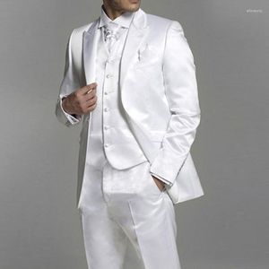 Ternos masculinos de cetim branco smoking para casamento com lapela pontiaguda 3 peças personalizado homem padrinhos moda roupas jaqueta colete com calça