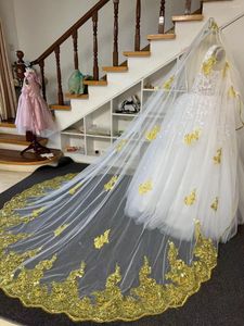 Brudslöjor Gy Gorgeous Gold Applique Veil Romantic Cathedral Wedding Luxury 1 Tier Tillbehör med kam 3m bredd