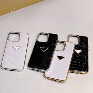 Fashion Designer phone case for iPhone14 13 12 Pro/Pro Max Animal texture embossed, gold and silver two-tone triangle label wrapped premium leather phone case.