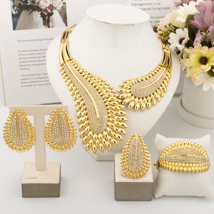 Wedding Jewelry Sets Italy Fashion Gold Color Set For Women Angel Feather Necklace Bracelet Earrings Ring Beautiful Party Gift 230729