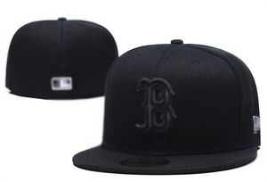 Designer Högkvalitetsmonterade mössor Brev B Size Hats Baseball Caps Flera stilar tillgängliga Vuxen Flat Peak för män Kvinnor Full Stängt monterad B6