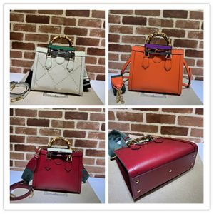 Дизайнерская роскошная Diana Small Tote Bag 702721 Бежевая кожаная сумка 2 -й.