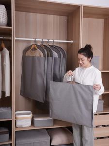 保管バッグクローゼット衣服ワードローブスーツのためにぶら下が