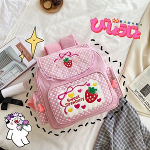 Школьные сумки розовая девочка вышивая клубничная детская школьная школьная сумка подарка подарка на день рождения японский мультфильм розовый рюкзак сумки 230729