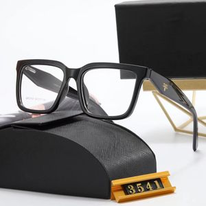 Designer solglasögon lyxiga solglasögon för kvinnliga glasögon UV -skydd mode solglasögon bokstav avslappnade glasögon med låda mycket bra transparenta linser