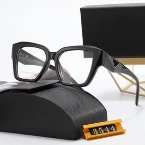 Designer solglasögon för kvinnor och män modemodell special UV 400 skyddsbrev stor ben dubbel strålram utomhusmärken transparenta linser