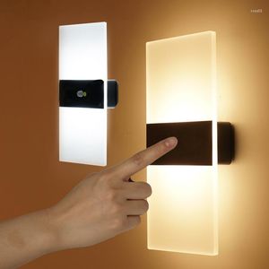 Candeeiro de parede toque de cabeceira luz noturna usb com sensor de movimento luzes led para quarto corredor de poupança de energia magnética arandela