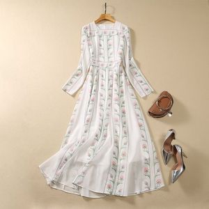 2023 Autumn White Floral Print Paneled Chiffon Dress Long Sleeve Round Neck Long Maxi Casual Dresses A3Q191341 Plus Size XXL