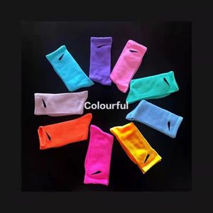 Mode Herren Hohe Qualität Basketball Socken Frauen Männer Socke Brief Atmungsaktive Baumwolle Großhandel Calzino Jogging Fußball Sportsocken