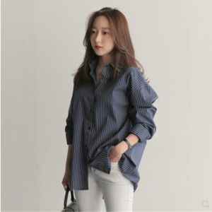 Kvinnors blusar Spring/Summer Mid Length Versatile Loose Blue Vertical Stripe Women Shirt 23 Fashion Boyfriend Style Casual Long Sleeve Tops