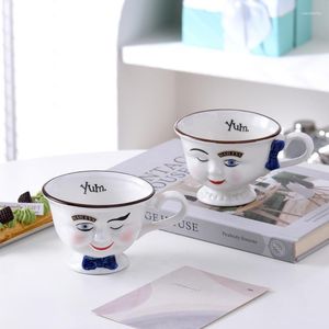 Tazze Tazza da caffè in ceramica Europa e America Tazza da tè pomeridiana creativa Baileys vintage Piccola coppia di lusso personalizzata