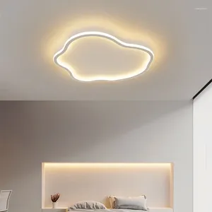 천장 조명 샹들리에 현대식 LED 램프 침실 스터디 룸을위한 단순한 창조적 구름 램프 가정 실내 장식