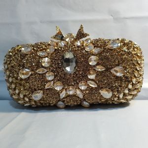 Borse da sera 17 Stile Gold Stones Pochette in metallo Pochette dorata Borsa rigida per matrimonio Borsa da sposa con fiore 230729