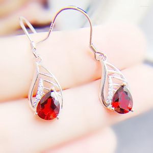 Dingle örhängen naturliga riktiga röda granatbladstil dropp örhänge 925 sterling silver 0,7ct 2st ädelsten fina smycken T23626