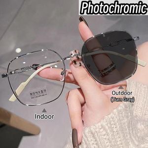 Occhiali da sole Vintage Square Frame Pochromic Miopia Occhiali Unisex Cambia colore UV Shades Women Minus Diopter Eyewear 0to -4.0