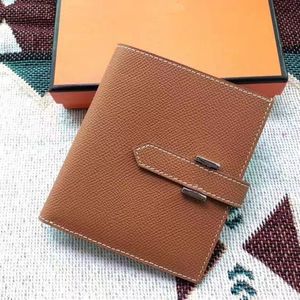 En högkvalitativ Cassandre Flap Luxury Men Womens Wallet Designer Purse Cardholder Purses Designer Woman Handbag Mens Plånböcker