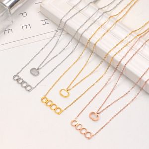 Подвеска для бренда двойное алфавит дизайн для женщин серебряные ожерелья винтажные дизайнерские подарки с длинными цепными ювелирными украшениями.