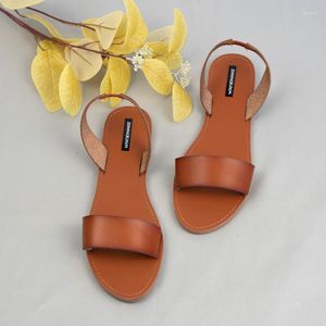 Sandals 2023 Summer Designer Women Fashion Outside Beach Slides High Quality Leather Woman Flat Style Back Strap Brand Shoes