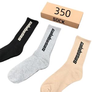 200st mens strumpor säsong 6 calabasas skateboard mode mens brev tryckta strumpor sportstrumpor sockningar hip hop neutral bokstav medium rör bomullsstrumpor