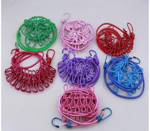 Kleiderbügel Tragbare elastische winddichte trocknende Kleiderbügellinie mit 12 Clips Rack Travel Retractable Rope