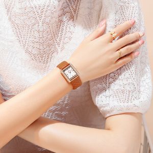 Women small square plate diamond-grain small fragrance light luxury retro temperament all-in-one waterproof belt quartz watch