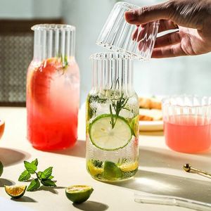 Tumblers 2 Stück Glas Wasserkaraffe Moderne minimalistische Kaltflasche Tassensets Nachtkrug 230731