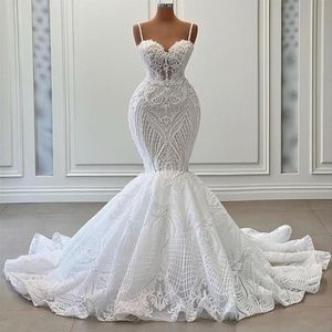 Fancy Pearls Mermaid Wedding Dresses Lace Appliques Spaghetti Straps Bridal Gown Custom Made Sleeveless New Design Wedding Gowns327N