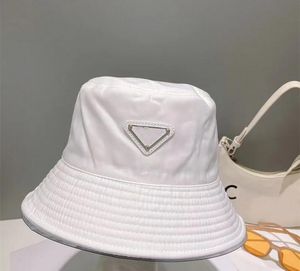 Chapéus de balde de designers chapéus ajustados para homens e mulheres, gorros de proteção contra o sol Boné de beisebol snapbacks para pesca ao ar livre gorros fedora à prova d'água pano chapeaux chapéu de praia