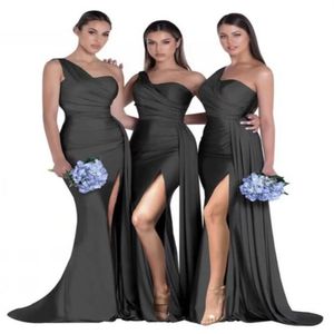 2023 Sexy Split Side Green Country Style Wedding Bridesmaid Dresses Spandex Satin Mermaid Bridesmaid Gowns Party Prom Robe GW0213290r